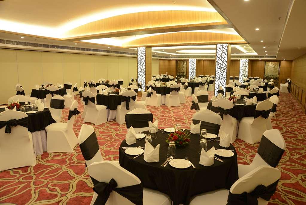 Chandauli Ramada By Wyndham Varanasi Katesar מתקנים תמונה