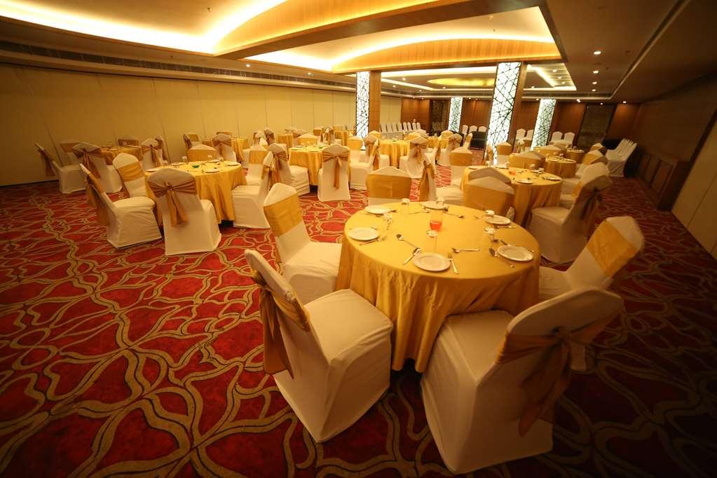 Chandauli Ramada By Wyndham Varanasi Katesar מתקנים תמונה